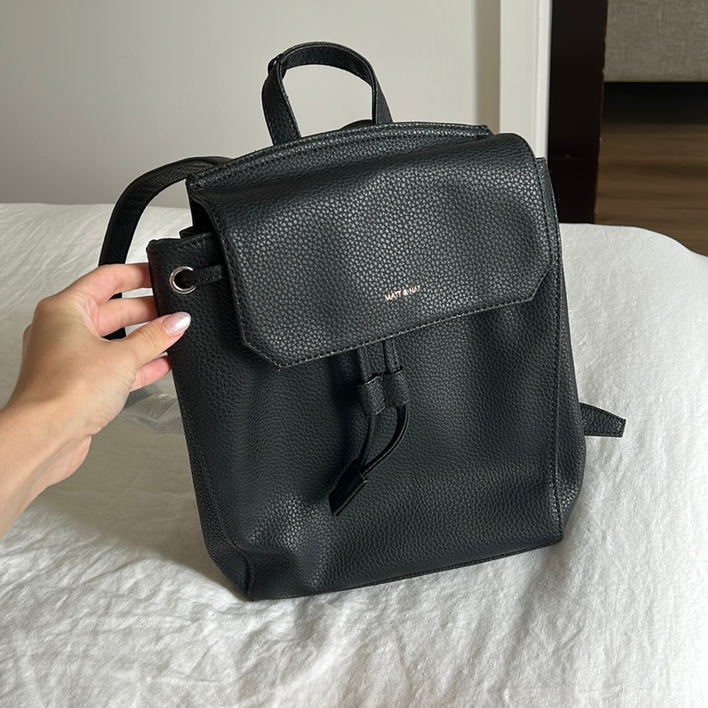 Matt & Nat black leather backpack